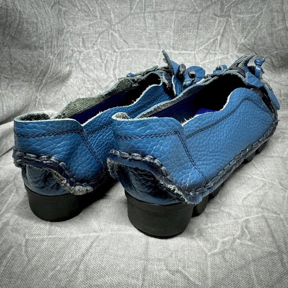 Socofy Handcrafted Blue Leather Flower Slip Ons 235 / US 6 - Picture 7 of 11